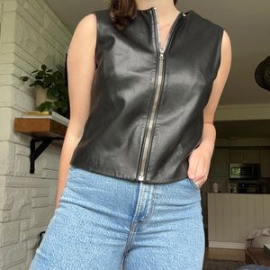 Vintage | 100% Leather Banana Republic Zipper Vest